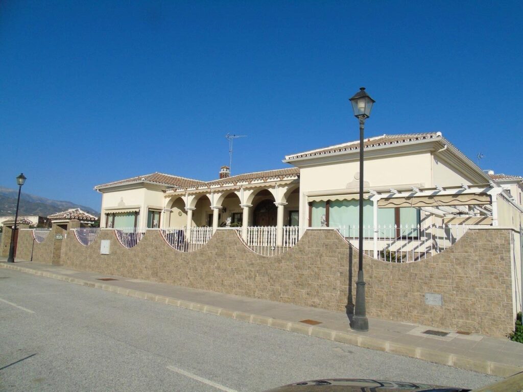 hospital comarcal de la axarquia torre del mar malaga