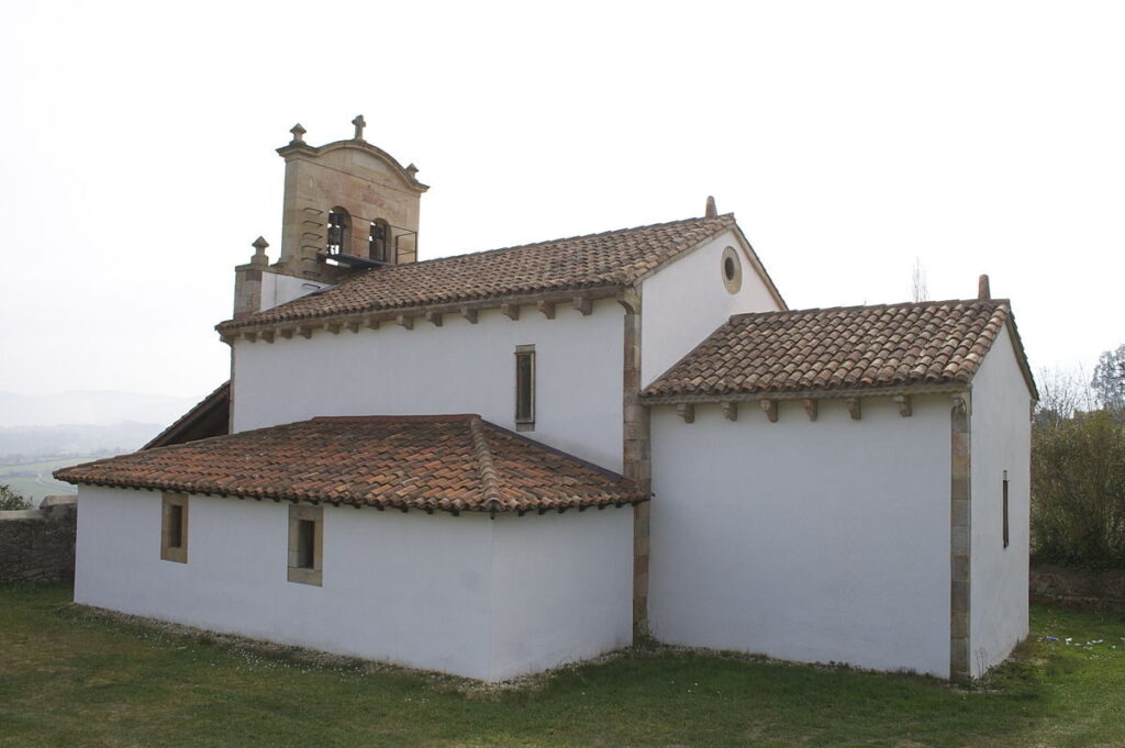 iglesia de santa maria madre de la iglesia piedras blancas asturias