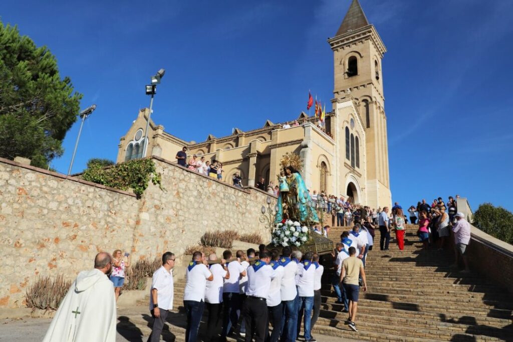 parroquia de la sagrada familia alzira valencia