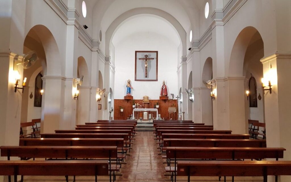 parroquia de la santisima trinidad almeria