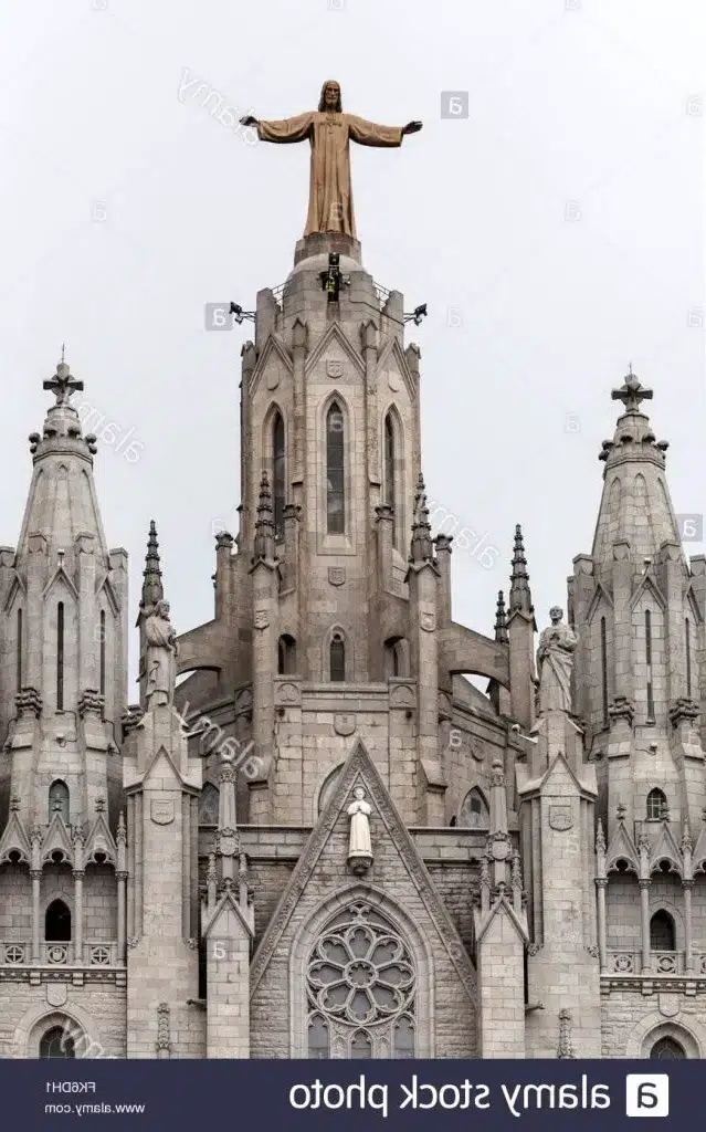 parroquia de lassumpcio de maria jesus i maria deltebre tarragona