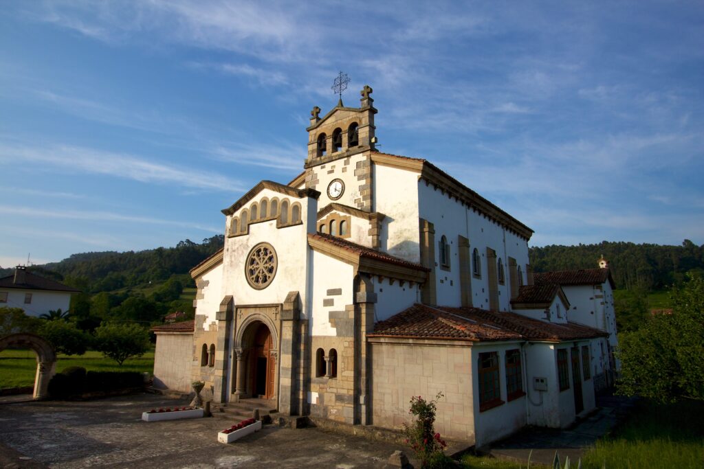parroquia de san cipriano pillarno asturias