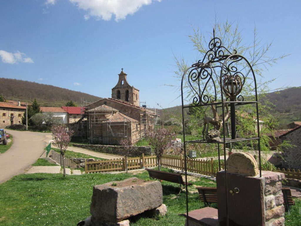 parroquia de san miguel arcangel salcedillo teruel