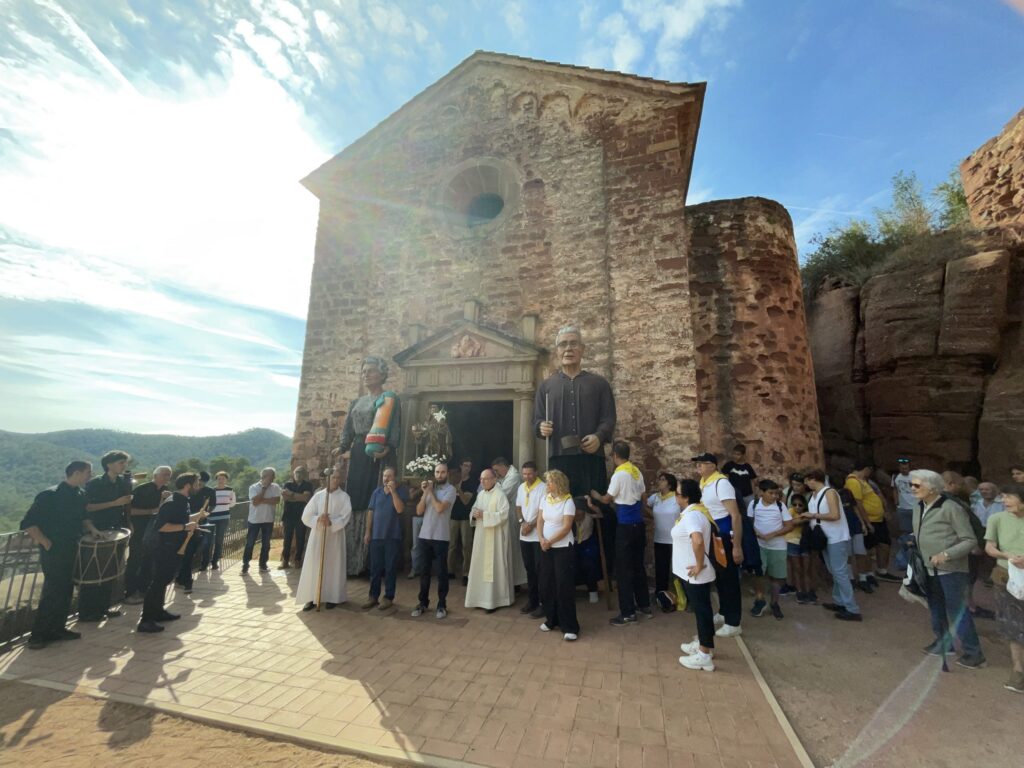 parroquia de santa maria cubelles barcelona