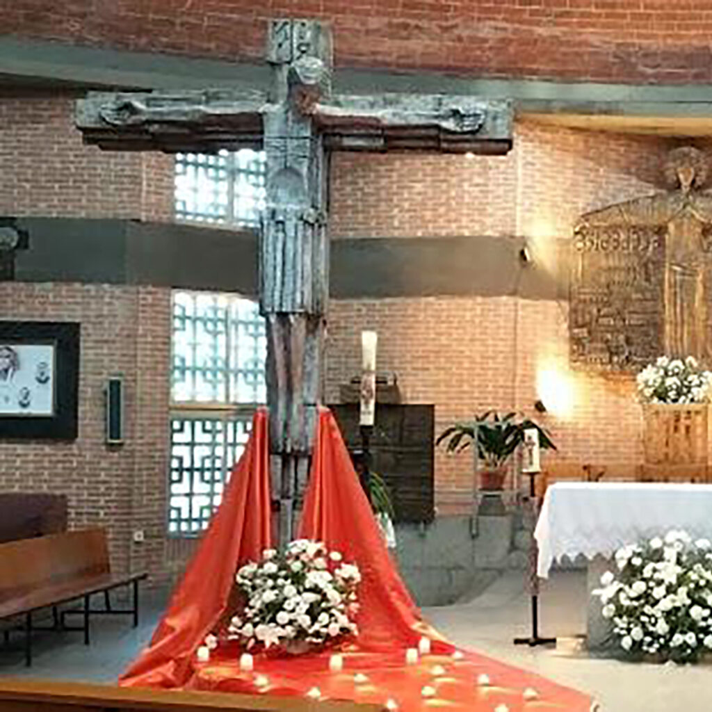 parroquia de santa maria madre de la iglesia religiosos marianistas madrid