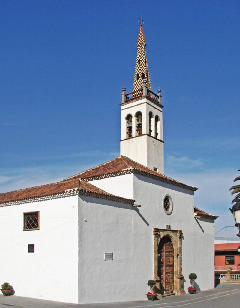 parroquia de santiago apostol estacion santa maria de la alameda madrid