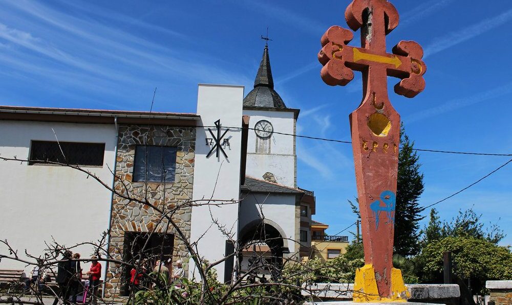 parroquia de santiago de arriba valdes asturias